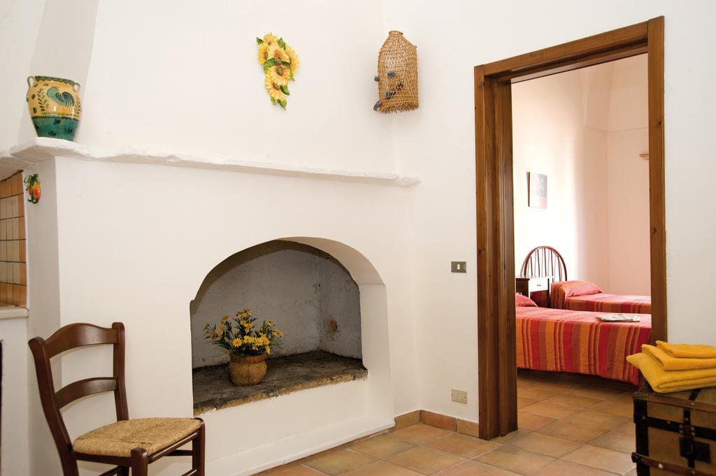 Tenuta Badessa Casalabate Ruang foto